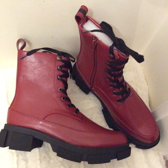New BCBGeneration Ander lace up combat boots - Picture 2 of 11